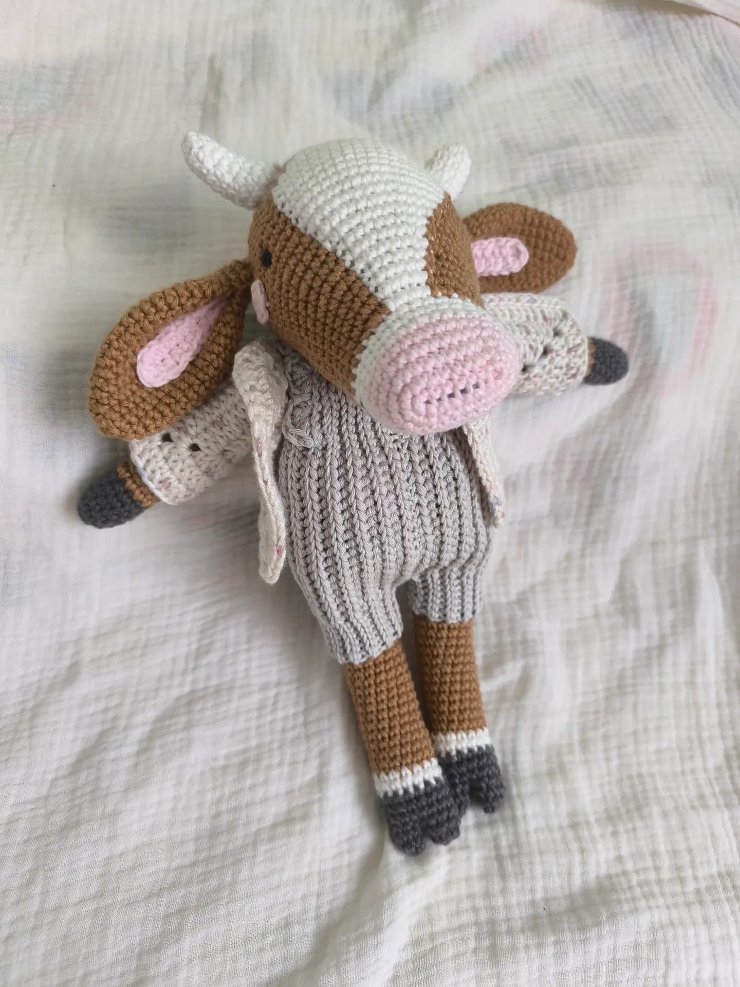 Amigurumi vaca — miniatura 2